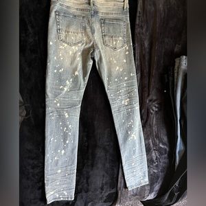 Brand new, never worn fashion nova men’s jeans size 32( very tight fit)